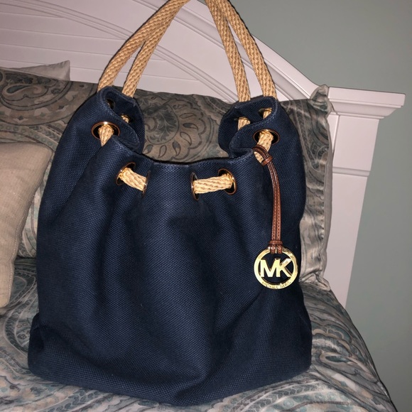 Michael Kors Purse - Picture 1 of 5